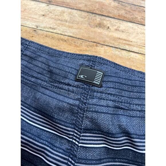 O'Neill Men's Blue Striped Swim Trunks Size 32 - Picture 8 of 9
